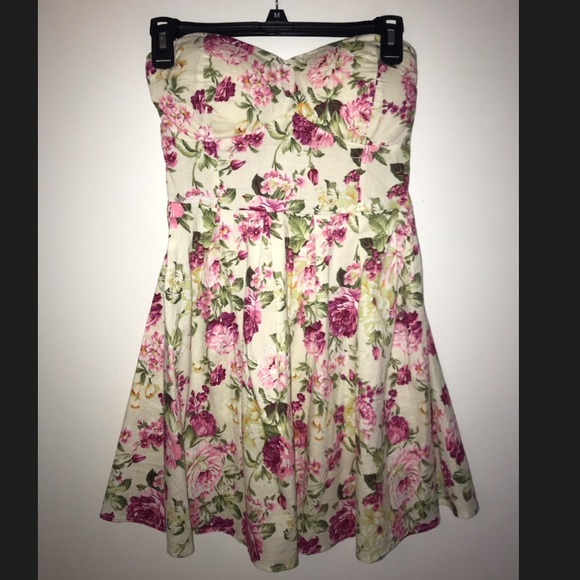 Floral summer dress - Picture 1 of 3